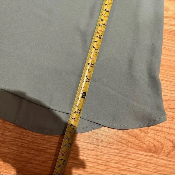 2/$25 Loft Sea Foam Green Business Casual Lightweight Feminine Pretty Blouse M - Picture 11 of 13